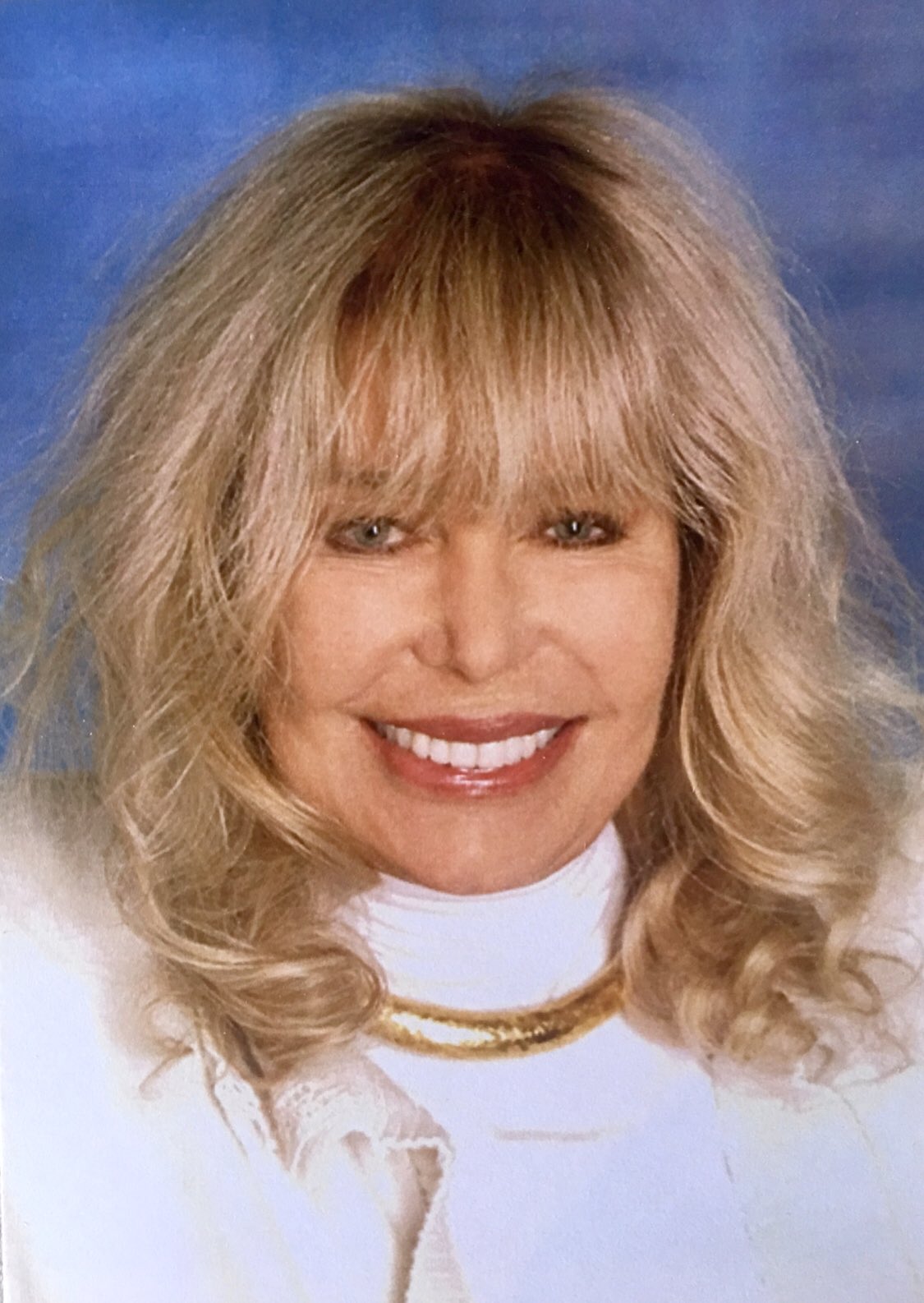 Loretta Swit on Twitter: “HAPPENING!! I’ll be at @nycvegfoodfest Sat 5/