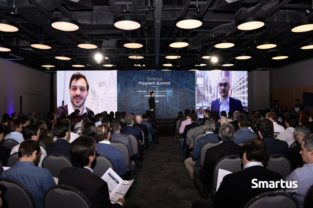 smartusbr's tweet image. Neste momento, começam as discussões simultâneas. Na Sala Future, as novas formas de financiamento, análise de crédito e seguros para o mercado imobiliário; na Sala Revolution, a tecnologia como dinamizador da economia colaborativa no setor. #SmartusProptechSummit #Proptech #SP