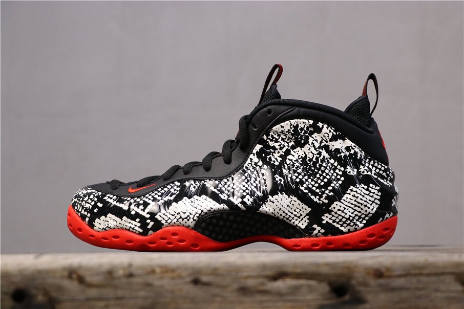 𝐔𝐏 𝐓𝐎 𝐃𝐀𝐓𝐄 No Twitter Nike ダイヤモンドパイソン柄を落とし込んだ Air Foamposite One Snakeskin が国内5月25日 土 に発売予定 ナイキ エアフォームポジットワン スネークスキン 蛇柄 白蛇 スニーカー ヘビ柄 ファッション 詳しくは記事を