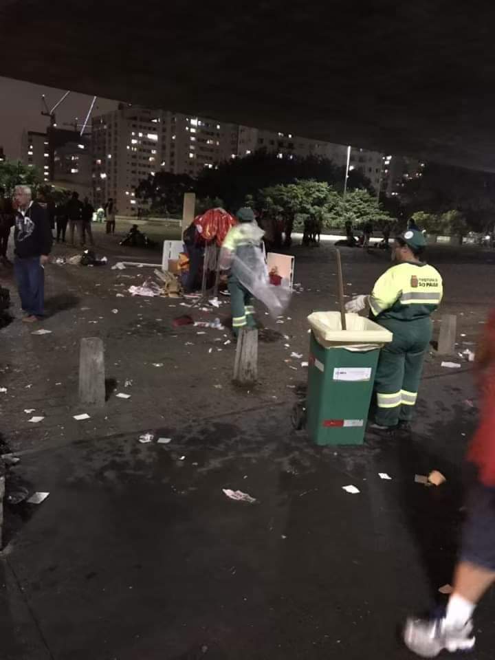 "QUEREMOS EDUCAÇÃO" RUAS DEPOIS DO PROTESTO