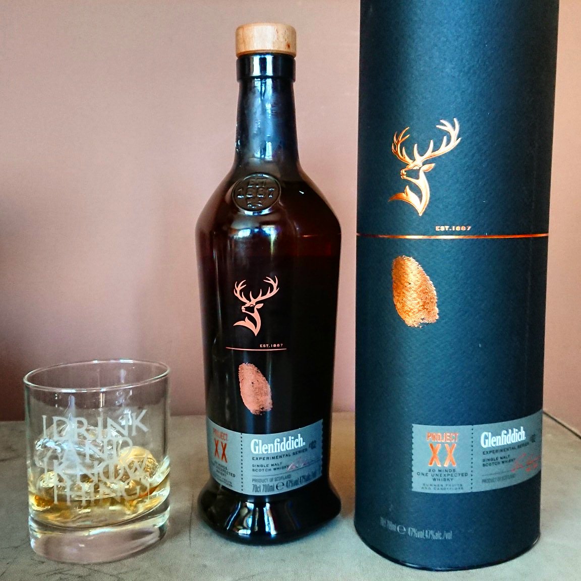 SaveUsWP's tweet photo. New Glenfiddich, New Memories. Ready for the weekend! 🤙🏻🥃  #glenfiddich #projectxx #idrinkandiknowthings #whisky https://t.co/winAOv2Cb9