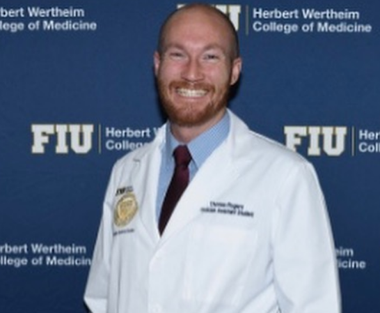 DrSteveMed's tweet photo. Meet our @FIUMedicine #PhysicianAssistant Student of the Month, Thomas Rogers. Learn more about him and what he thinks about being an @FIU student. Keep up the great work, Thomas! #FIUPA #PAstudent #FIU #CO2019 #MPAS #Minnesota in the #Florida HOUSE! https://t.co/xV1ea8HQ0k