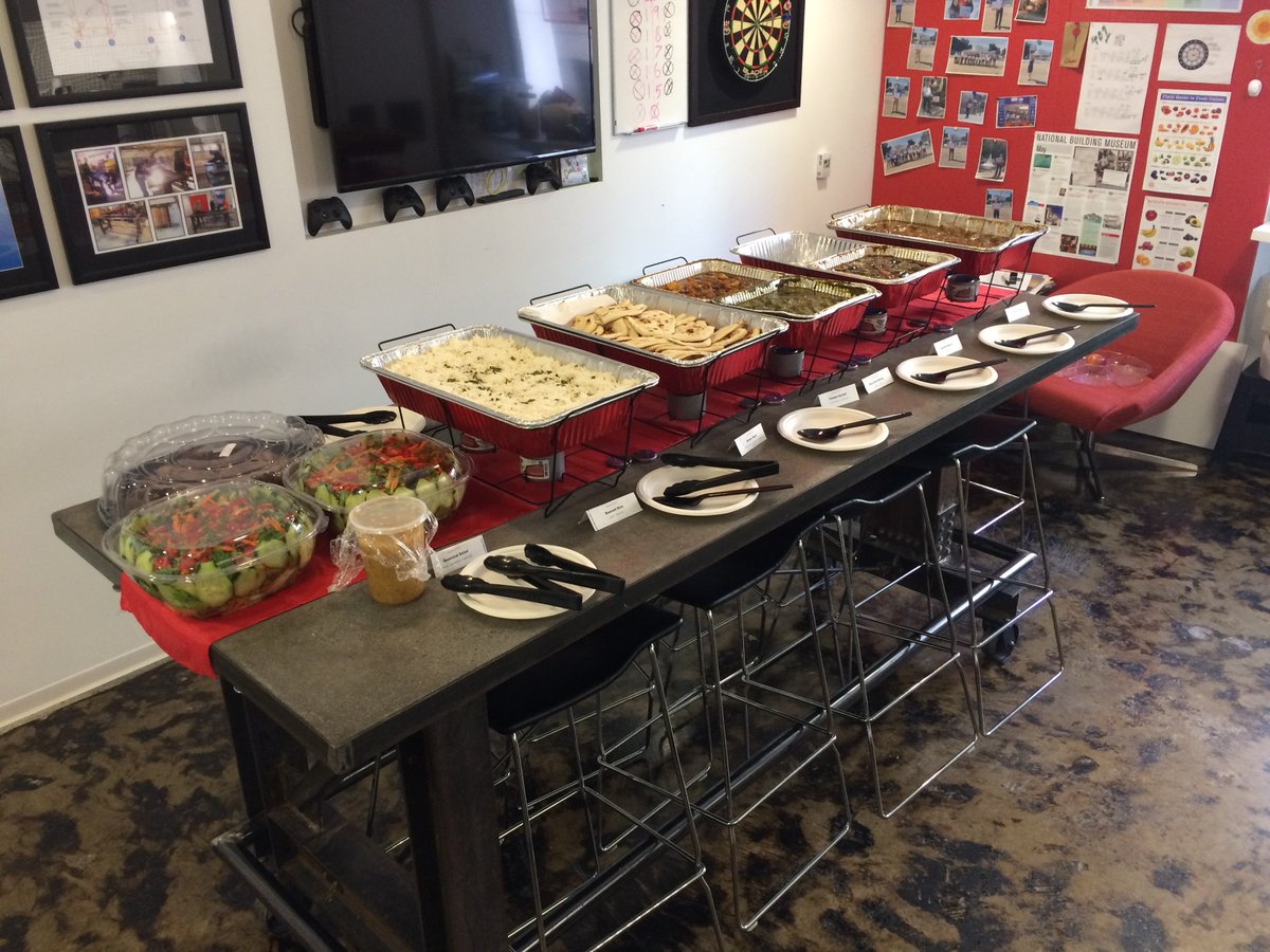 S_Logan_Design's tweet photo. Thank you @TryHungry for coordinating another delicious hot lunch for us here at @WalterPMooreEng! Such a treat that your staff literally rolls out the red carpet and takes care of all the setup. Coincidentally, the red matches our new logo perfectly. #BrandMoore https://t.co/GZSfaU9U1v