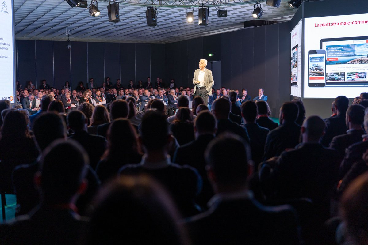 marcomarlia's tweet photo. Qualche scatto direttamente dall' @automotivedday di Verona! 😊
#ADD19 #MotorK #ecommerce #DealerK #leadsparK #websparK #carsparK https://t.co/TsAgwwUPI1