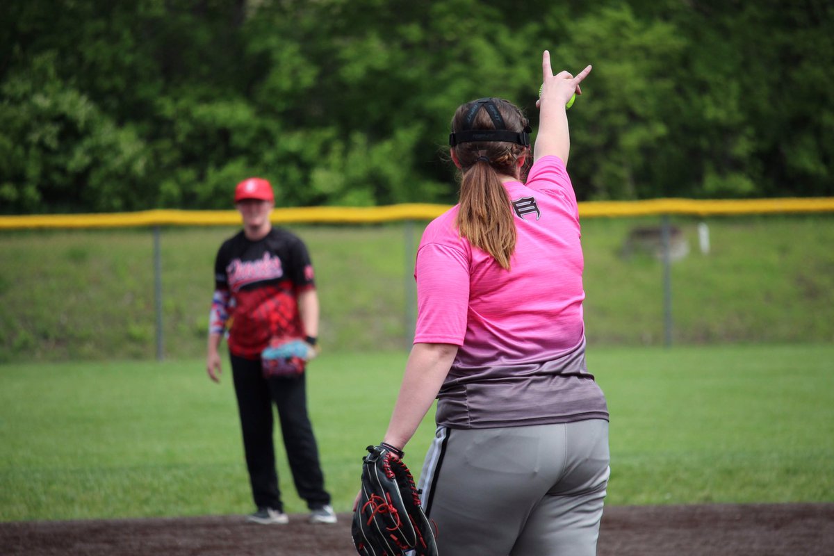 MWUtrip's tweet image. 2 more days left until the softball weekend begins! #ThursdayMotivation   #usssaslowpitch