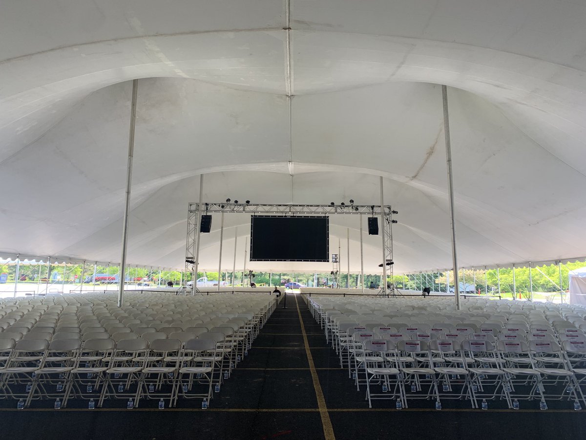 Getting ready! Congrats class of 2019!! 👩🏻‍🎓👨🏾‍🎓 <a href="/mccc/">MontgomeryCountyCC</a> #montcograd #montcomomentum