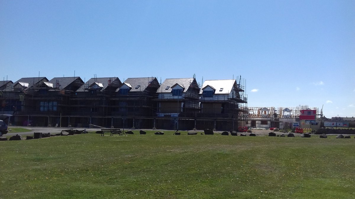 Not a cloud in the sky today.  
Our engineer was out in Northumberland validating gas membranes this afternoon, needless to say he wasn't keen to head back to the office.

#validationworks #ergointhefield #gasvalidation #planning