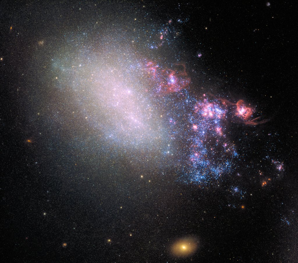 IAMSuccessed's tweet image. Galaxy Blazes With New Stars Born From Close Encounter via NASA go.nasa.gov/2JKUjES