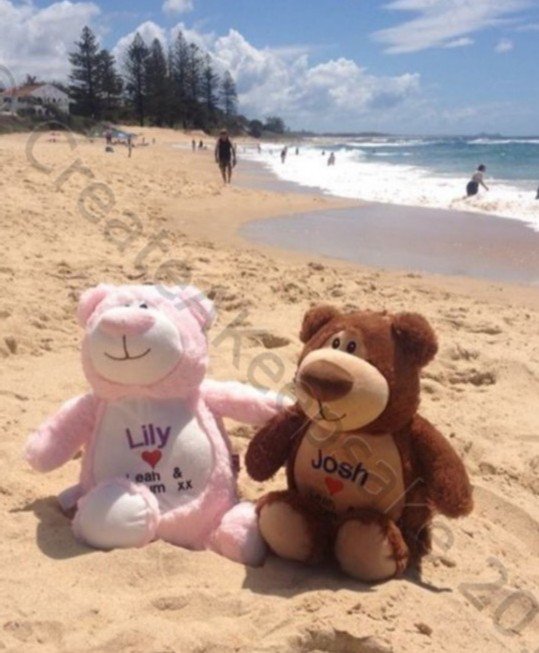 CKeepsake's tweet photo. I love embroidering cubbies. I get to be creative and create that special keepsake for someone special. We were very happy when 2 of our bears travelled safely to Australia and now live there - lucky them.
#bear #cubbieshugs #lovinglymade #personalisedgift https://t.co/HYoy6S3o01