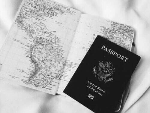 Theendlessmile's tweet photo. Where to, Captain? #theendlessmile #travelingtheworld https://t.co/5sga5OwbWq