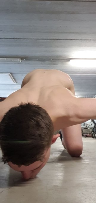 Ha good boys. I love that they do whatever the fuck i say and give me tributes every time. Dont be afraid<a href="/tag/goddess"class="tags"><span>#goddess</span></a><a href="/tag/femdom"class="tags"><span>#femdom</span></a><a href="/tag/mistress"class="tags"><span>#mistress</span></a><a href="/tag/findom"class="tags"><span>#findom</span></a><a href="/tag/homewrecker"class="tags"><span>#homewrecker</span></a>