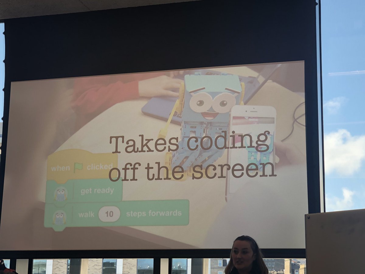 lookwhatjendid's tweet photo. Hearing from Tanya about the importance for learners to see their code work off the screen can help support some learners to comntinue to engage when moving beyond block based coding at #DundeeStemMeetUp with @RoboticalLtd #DundeeLearning @VADundee https://t.co/ALKeRBoFhr