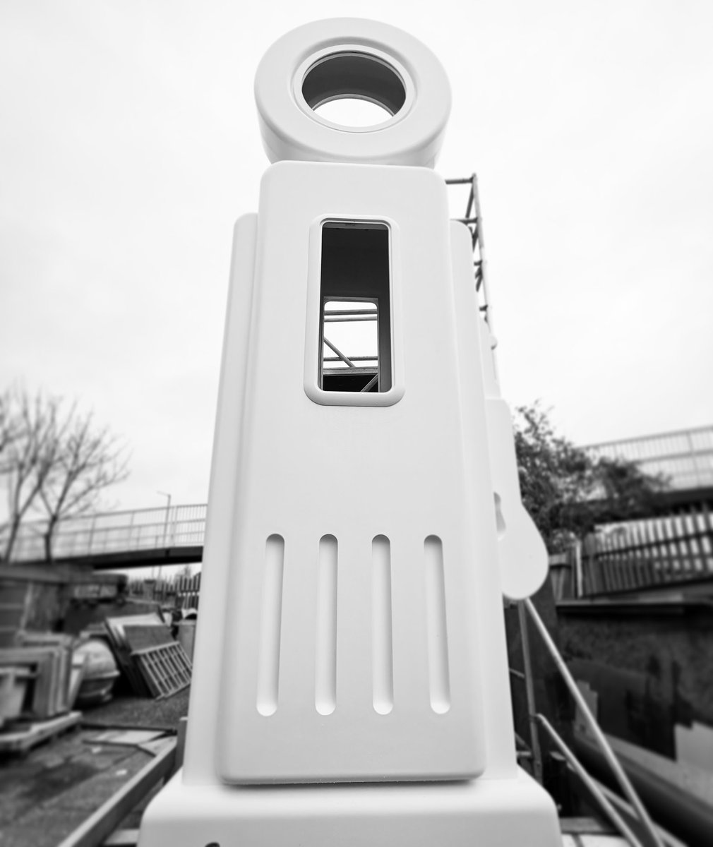 JagoDevelopment's tweet image. First of 3, Pre-painted GRP retro petrol pump mouldings, over 6 meters tall for @lyonsplace development #edgewareroad #london @farrellsarchitects #design #streetart #sculpture #deco #monochromephotography #arcetecture #regeneration #westminster #residentialconstruction #farrells