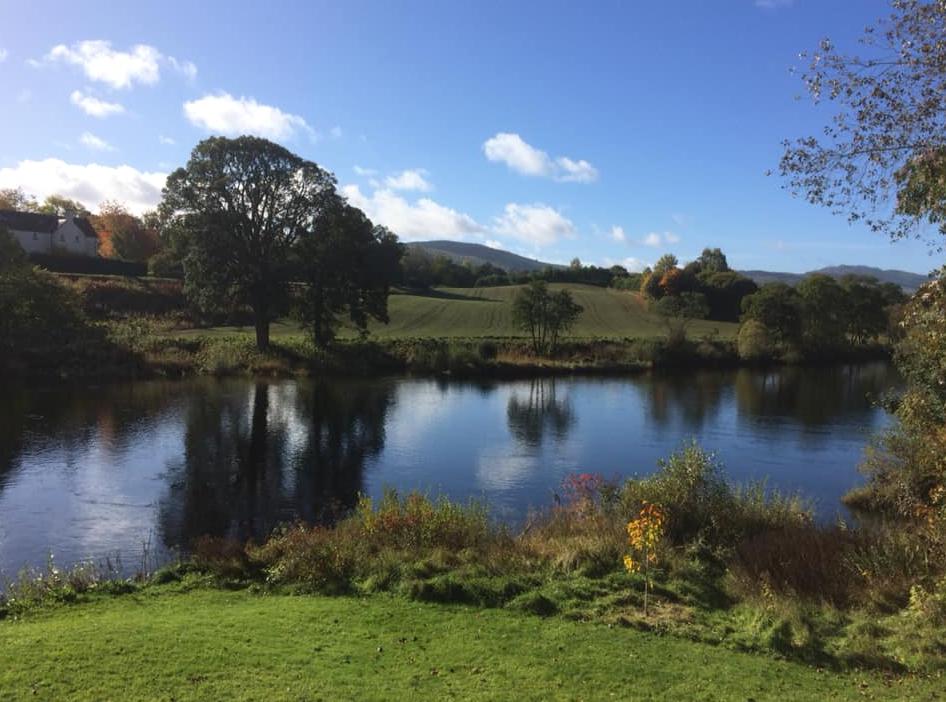 WeAcceptPets's tweet photo. "Brilliant, #relaxing long weekend. #Beautifulcottage &amp; fantastic facilities with loads of room to walk the dogs in the enclosed grounds. Beautiful views overlooking the #RiverTay."
 
Accepts 🐶
https://t.co/qgzPio6oke

#GuestReview #Perthshire #HolidayCottage #DogWalks #Scotland https://t.co/eZhcA7WGMC