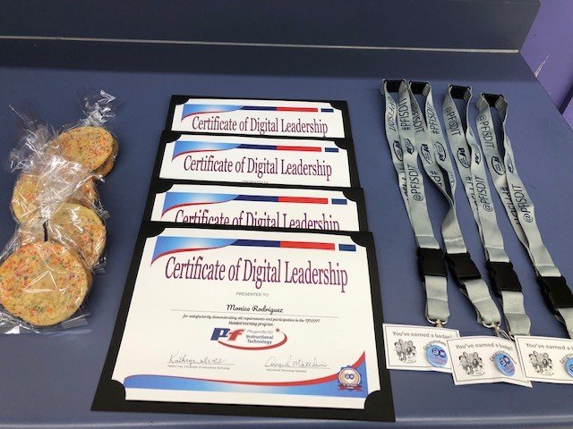 Congratulations to the 1st cohort from @ParmerLaneES  to complete the Digital Leadership certification. Looking forward to seeing continued growth in the area of technology integration and blended learning in these classrooms! @pfisd @pfisdit #pfisd @ALPlearn @Ms_Mac4  @tborash