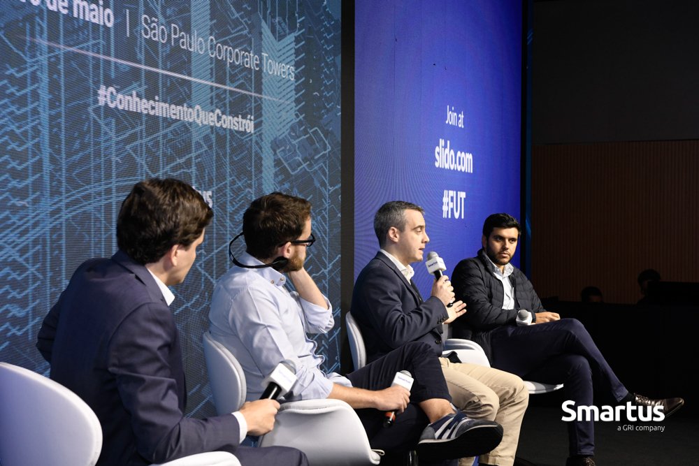 smartusbr's tweet image. Agora o debate é sobre crowdfunding para empreendimentos imobiliários; simultaneamente, especialistas falam sobre as melhoras práticas para eliminar desperdícios e alcançar eficiência operacional na obra. #SmartusProptechSummit #Proptech #SãoPaulo #SP #Smartus