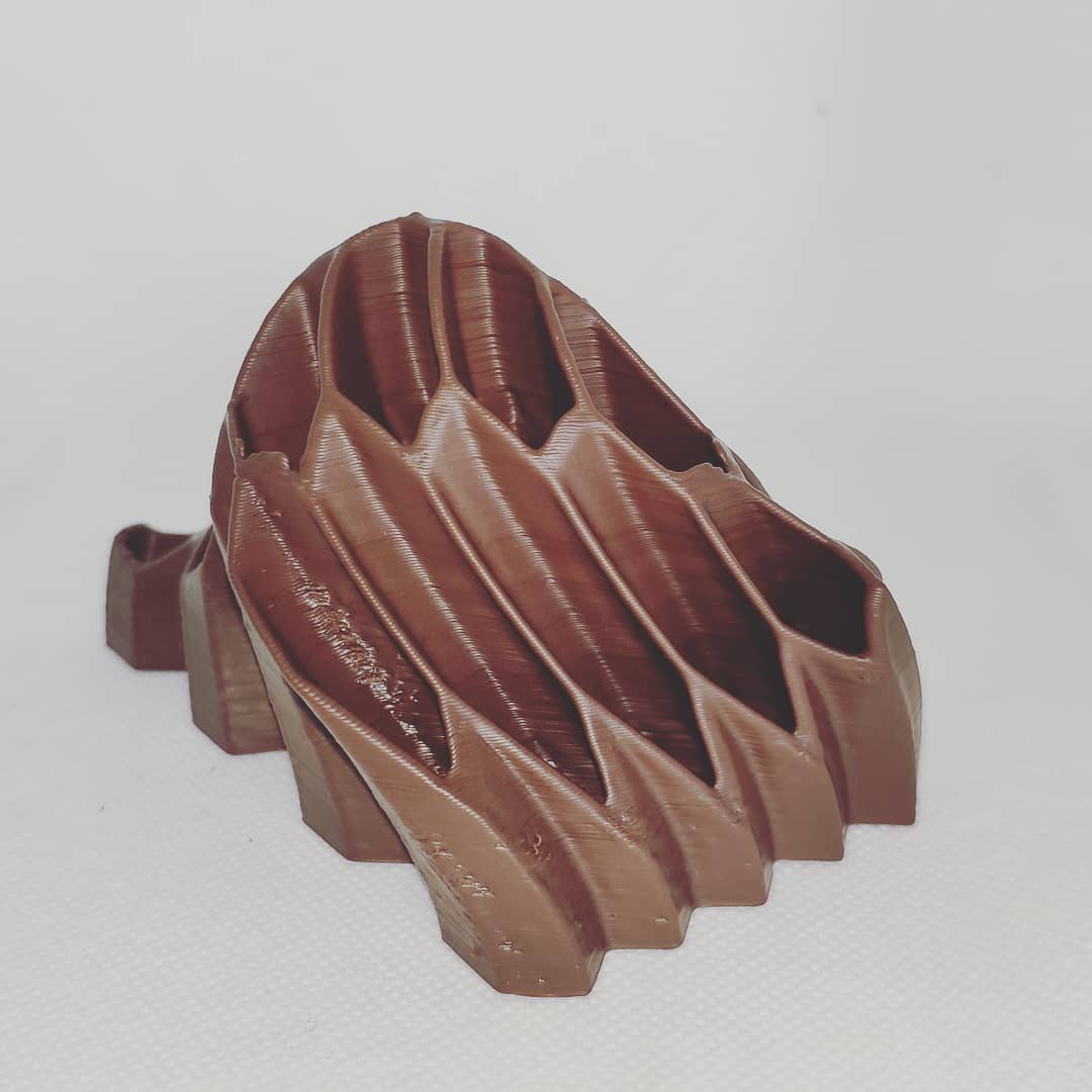 ChocoL3d's tweet image. It was developed as pen/pencil holder, but now you can use it in other way...
What do you think?

Material - Master Martini (AX39CT)
Layer - 0.3
Nozzle - 1.0
Printing time - 5 hours
Size - 12*8*7 cm

#chocol3d #chocolate #3dprinting #AdditiveManufacturing #l3d #pastry