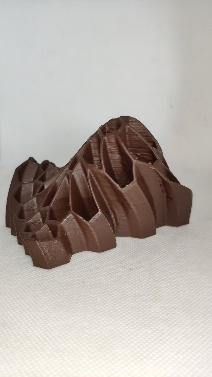 ChocoL3d's tweet image. It was developed as pen/pencil holder, but now you can use it in other way...
What do you think?

Material - Master Martini (AX39CT)
Layer - 0.3
Nozzle - 1.0
Printing time - 5 hours
Size - 12*8*7 cm

#chocol3d #chocolate #3dprinting #AdditiveManufacturing #l3d #pastry