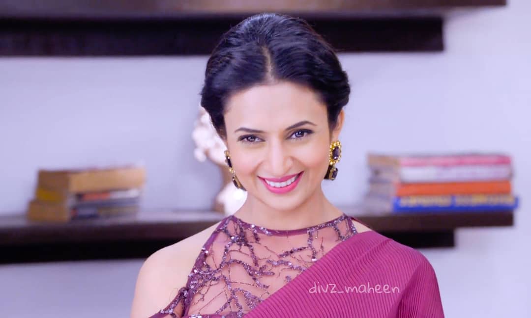 meena_dt's tweet photo. 💜
@Divyanka_T 
#DivyankaTripathi https://t.co/JhHuIlTrx5