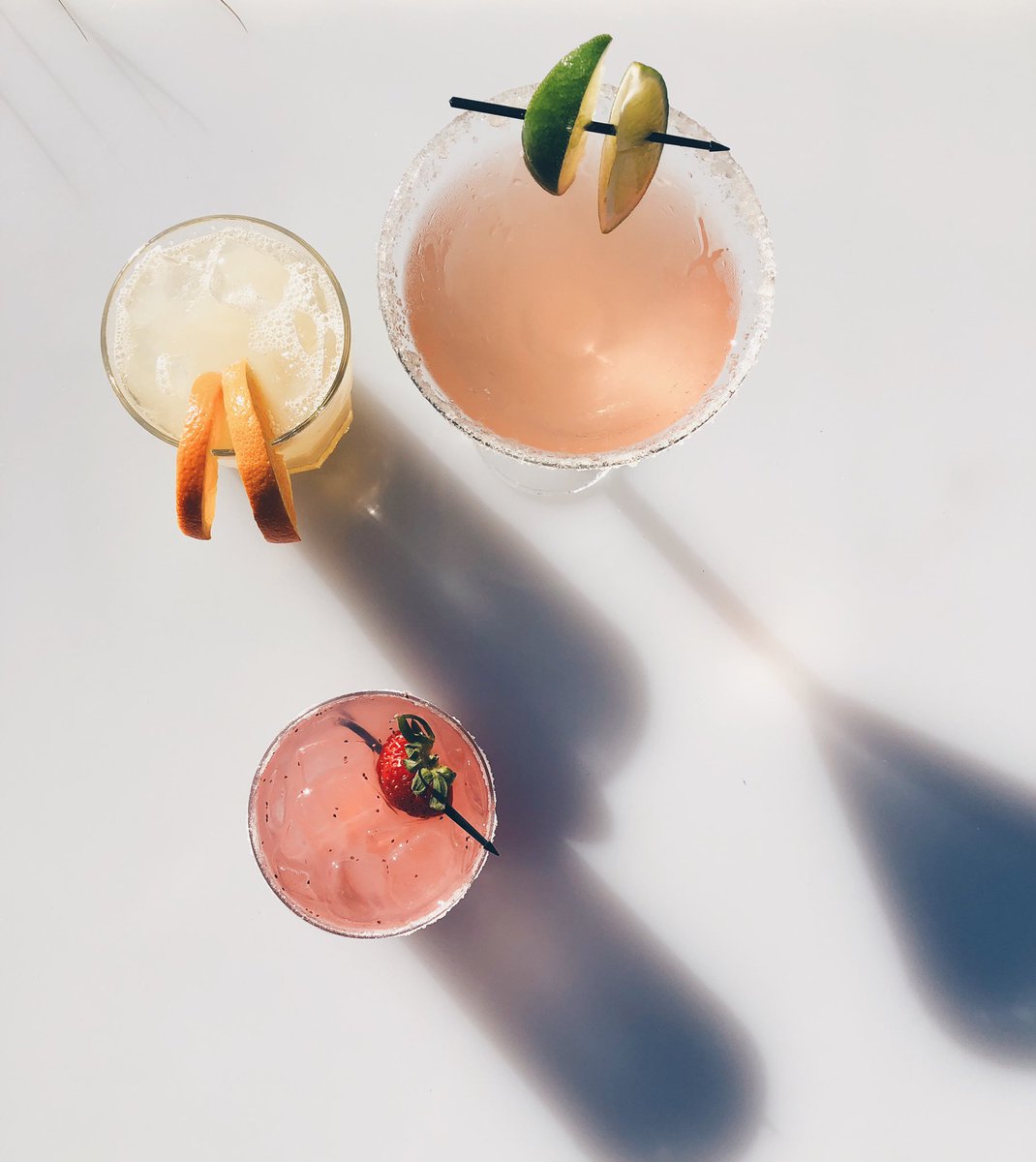 LATE NIGHT ✨ 9-11PM
HAPPY HOUR &amp; LIVE DJ
$6 DRINKS .....EVERY THURSDAY NIGHT!