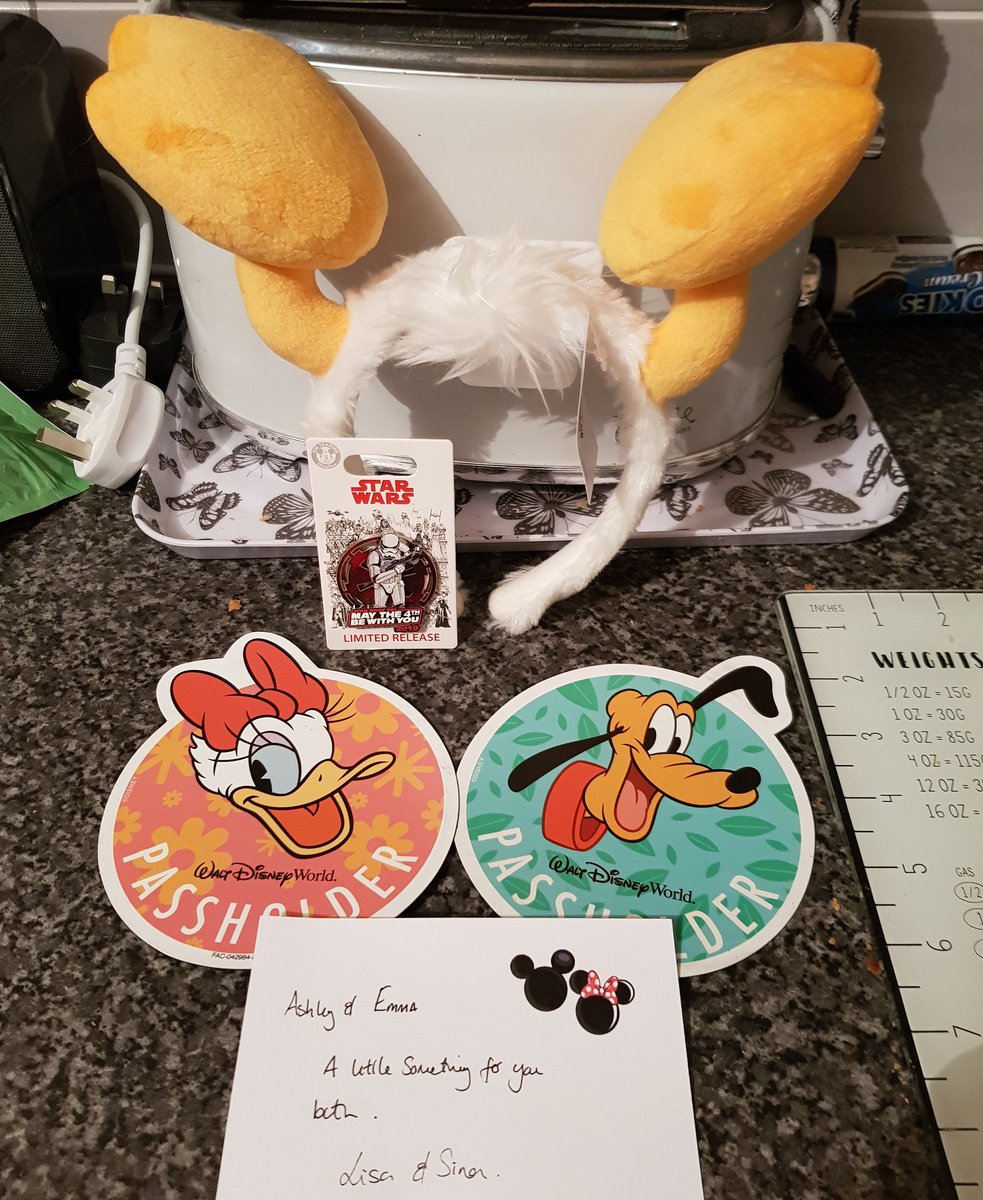 Ashley_Emma13's tweet photo. When you get home and you get Disney mail from two of your best friends! Thank you so much Simon & Lisa we love our gifts! Love ya both! ๐โค @ReevesFamAdvs
#disneyfriends #disneymail https://t.co/vEiWmx9Gp9