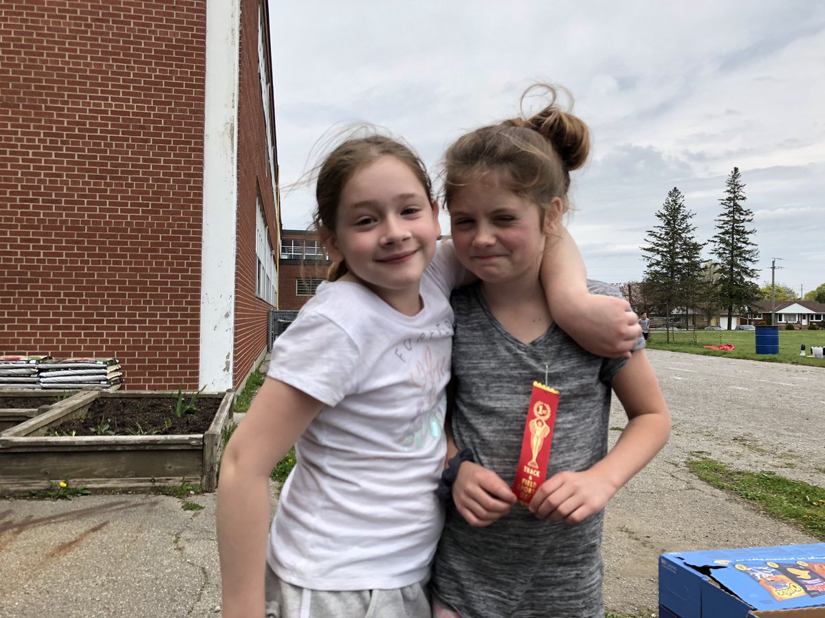Mrs_Abram's tweet photo. A fun day at track and field! Great job  Grade 4/5, I am proud off all the effort put in today. Congrats to all the winners. @ElginEagles https://t.co/nlhuBqFS7E