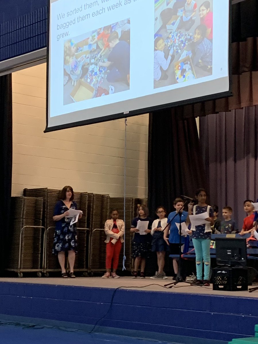 Congratulations to @D60Gorey for winning Teacher Award 🥇 from <a href="/DuPageCU/">DuPage Credit Union</a> today! #D60learns