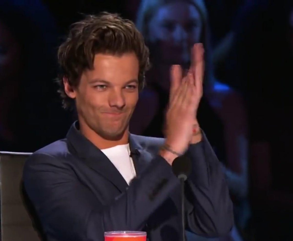 myonlytommo's tweet photo. im heavily proud of Louis, he is amaizing. 💓

#TwoOfUsMusicVideo https://t.co/0pssTeEUw9