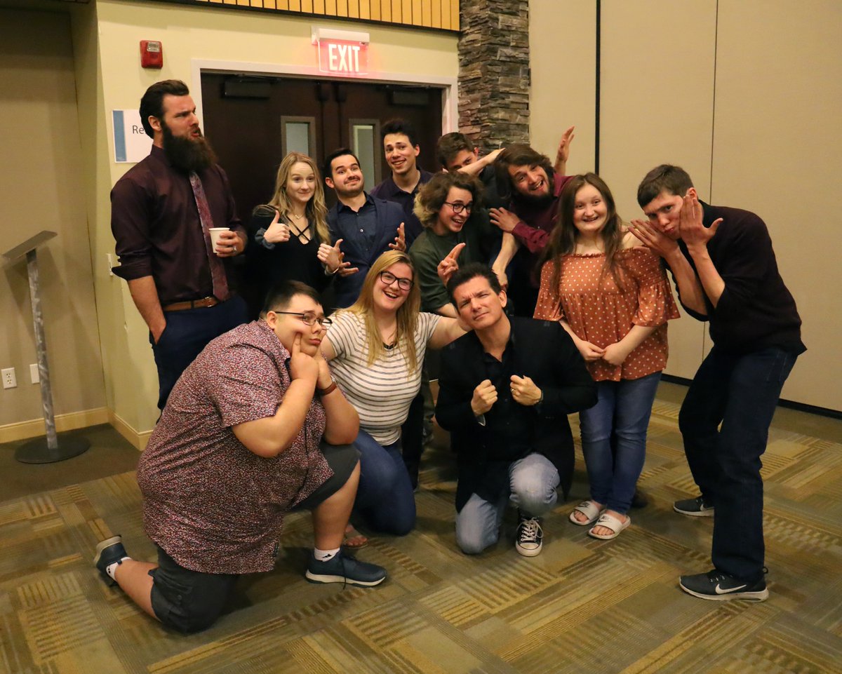 Compass_College's tweet image. It's time for an LA Trip #ThrowbackThursday! A big thank you to Butch &amp;amp; Julieann Hartman for meeting with our students again this year. They are such an inspiration! @realhartman, thank you for taking time to invest in the next generation of creatives!