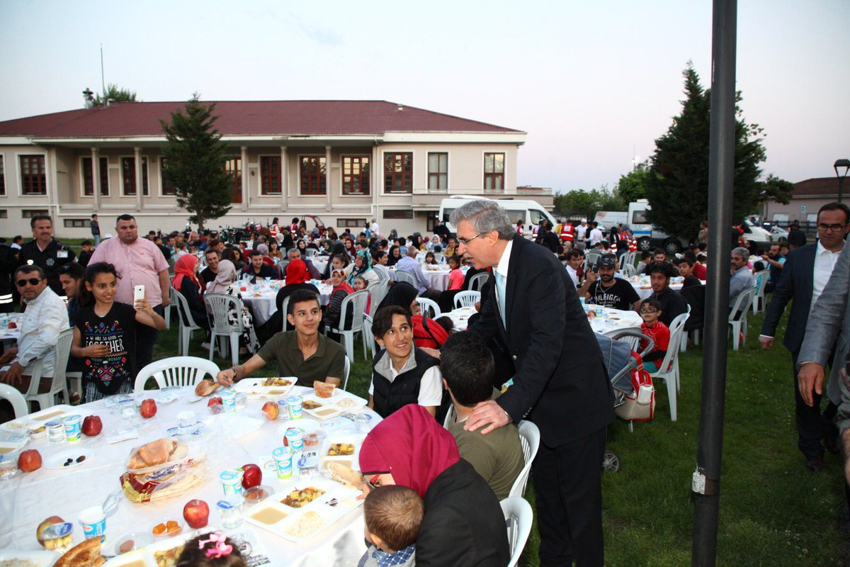 Ekrem Yüce