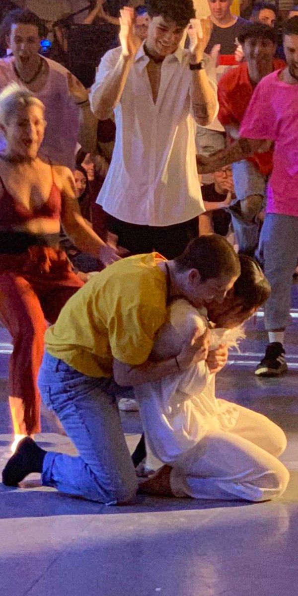 exposingfama's tweet photo. Hoy ha ganado Esther y ha ganado ESTONIO!!!

Os amamos @Esther_FAB19 y @Antonio_FAB19 💗💗💗

#famaabailardirecto https://t.co/4jxf24bXBm