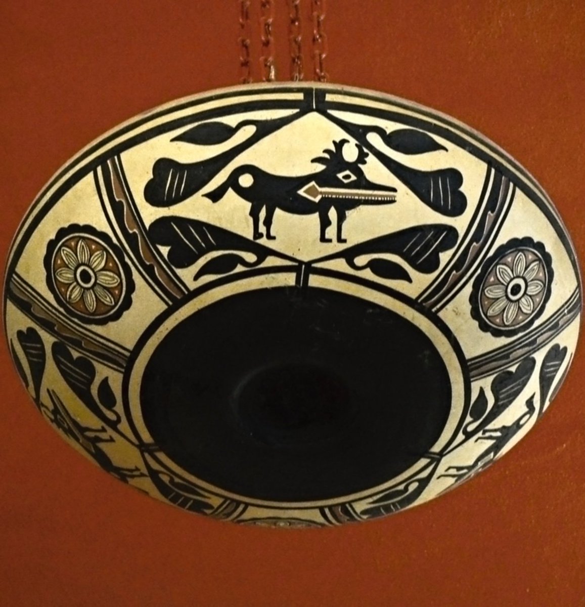 MuseumsofArroyo's tweet image. Lights as architecture Be sure to search out light fixtures as you tour Museums of the Arroyo on Sunday, May 19!  Noon -4pm. museumsofthearroyo