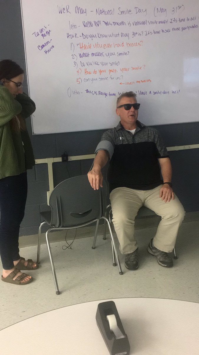Davis Dvorak (@hprhs_davis) on Twitter photo <a href="/kfenlon67/">Kevin Fenlon</a> helping out highpoint student Brielle with a behavioral science experiment, on how color can impact blood pressure! #seetherainbow #feelings #bloodpressure <a href="/HPRwildcats/">High Point Regional High School</a> <a href="/ToddVanorden/">Todd Van Orden</a> <a href="/kfenlon67/">Kevin Fenlon</a> helping out highpoint student Brielle with a behavioral science experiment, on how color can impact blood pressure! #seetherainbow #feelings #bloodpressure <a href="/HPRwildcats/">High Point Regional High School</a> <a href="/ToddVanorden/">Todd Van Orden</a>