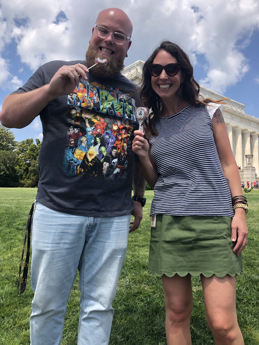 MrsGoff88's tweet photo. What a PERFECT day taking the kids to see a play @fordstheatre and then eating lunch next to the Lincoln Memorial!! ☀️🎭 🚌 🍫🇺🇸 #LRESPride #AbrahamLincoln https://t.co/zIE32wts0n