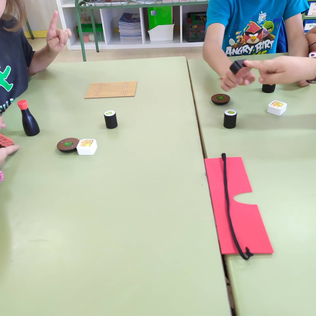 refuerzodiver's tweet photo. #MakiStack de @Mercurio_Juegos es siempre un acierto en el cole.
#AClaseAJugar 💟 https://t.co/2nrRLs1HIn