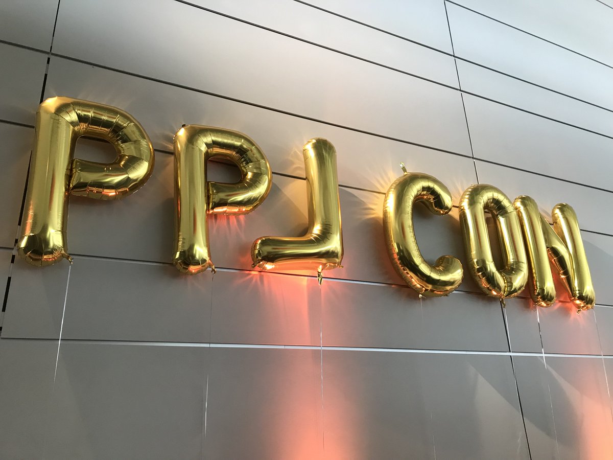 TMuellerDouglas's tweet photo. Um #Empowerment geht es heute bei der #PPLCON von @KienbaumConsult – für mich ein wichtiges Thema. Denn erfolgreiche Transformation gelingt nur, wenn auch die Mitarbeiter fit für die Zukunft sind und sich als Markenbotschafter verstehen.@fabkienbaum #TeamDouglas #WePowerment https://t.co/hc1cnyLAkd