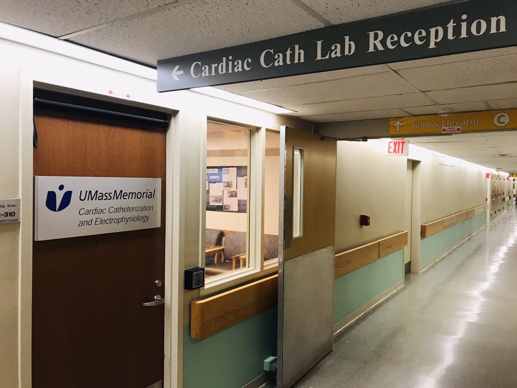 Mike_Hacala's tweet photo. #NationalCSI welcomes Dr. Craig Smith and the Cath Lab, ICU &amp; research teams at @umassmemorial in Worcester, Massachusetts. Working together to  ⬆️ survival in #heartattack patients with #acuteMI &amp; #cardiogenicshock ! #waronshock #NCSI @BillONeillMD @Babar_Basir https://t.co/N3Ucf3qy1M