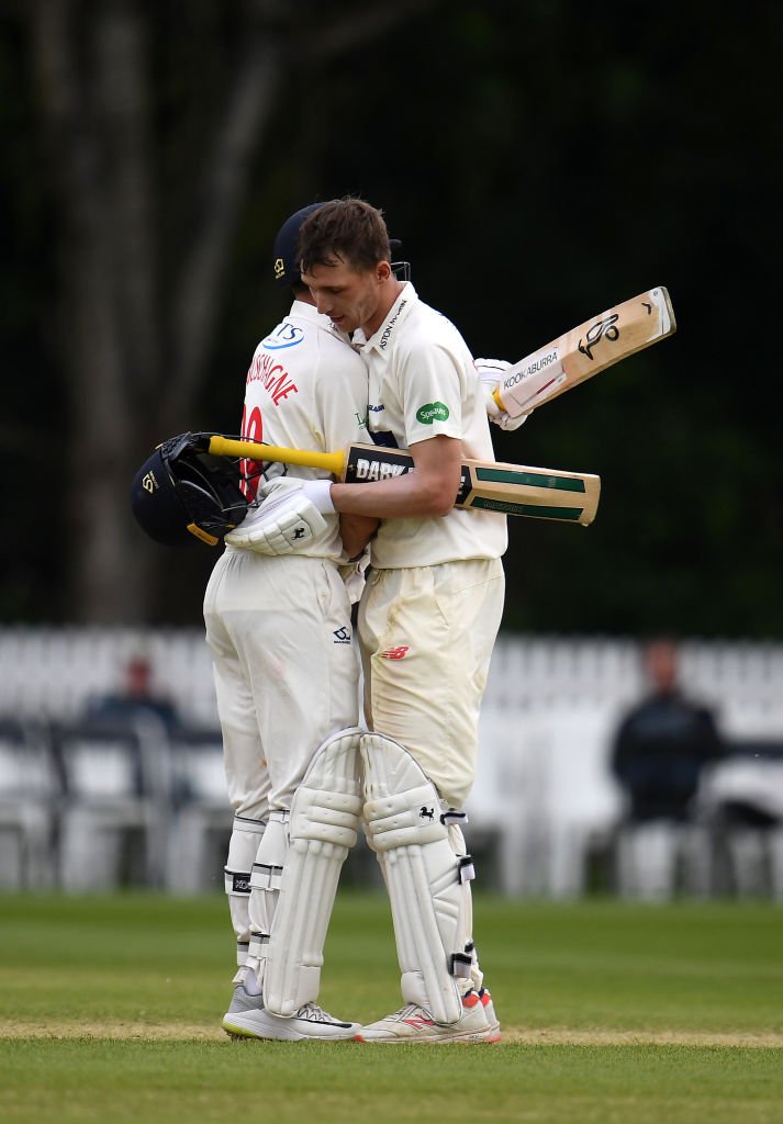 COP// A terrific fightback from the Glamorgan batsman after being forced to follow on against <a href="/Gloscricket/">Gloucestershire Cricket</a>

Selman finishes the day on a First-Class career-best 148* and Labuschagne 128* with the partnership currently worth 226 🤝

Glamorgan 359/1 lead by 146

#GoGlam #GLAvGLO