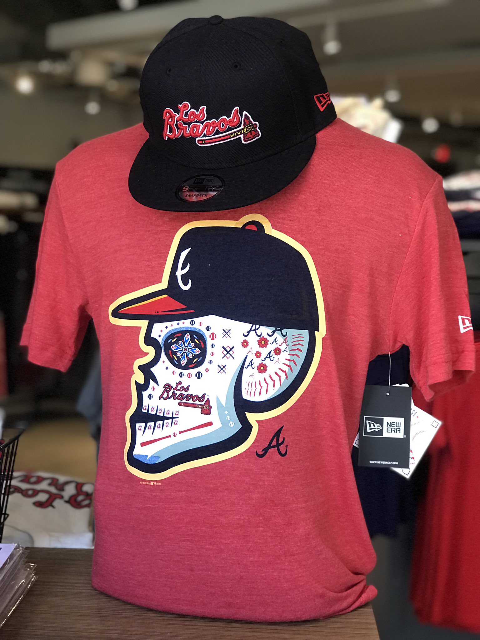 Braves Retail on X: 2019 @LosBravos Sugar Skull tees are now available!  PLUS-spend $75 before tax on Los Bravos merchandise & receive a FREE Sugar  Skull poster! While supplies last. In store