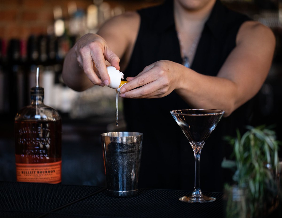 Egg whites make for the perfect spring concoction, full of rich creamy texture. #ctdrinks #thirstythursday #happyhour #springisfinallyhere #drinkswithfriends #drinkingbuddies #cocktailrecipes #eggwhite #cocktails #cocktailart #mixology #mixologist #bartenderlife