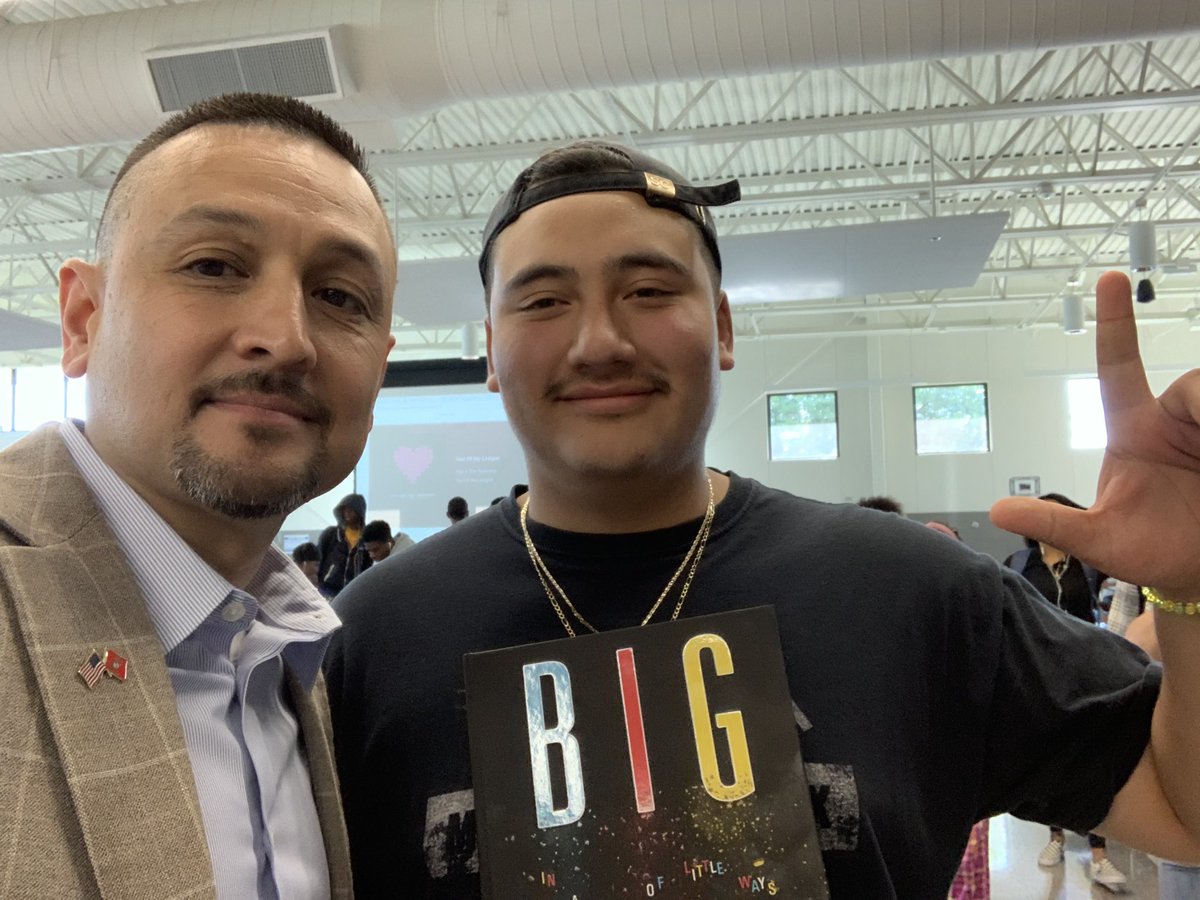 fabenavides's tweet image. Best @SamHoustonHS senior @Shhsco19 quote - “I didn’t make it this far to stay this far.” Jesus J. 🎓🎓@Texans_Talk #SamSide #SamPride #StayPositive #WorkHard #MakeItHappen ❤️💙❤️