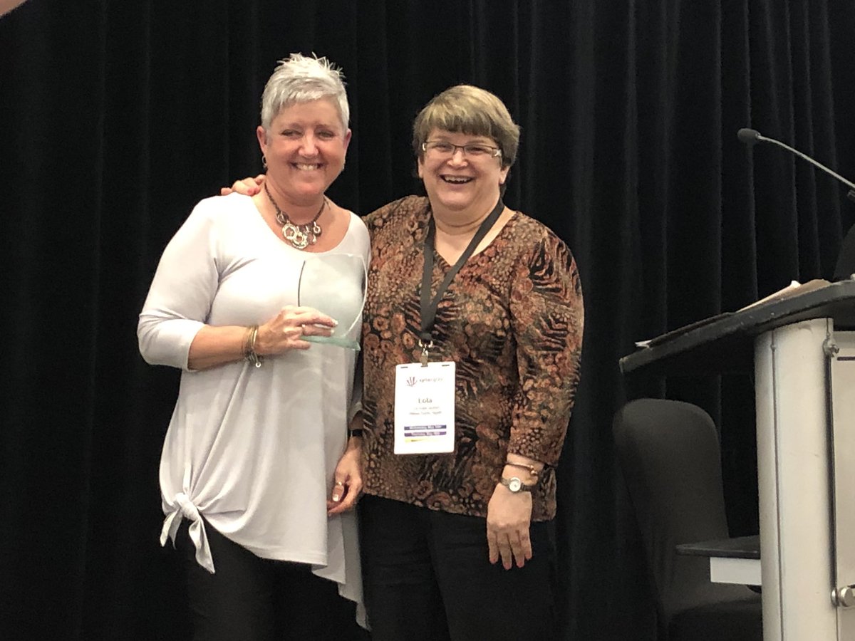 PAVRO’s Linda Buchanan Award is presented to Kathy McGee for her 40 years of amazing and dedicated service to the volunteer management profession! #synergizeottawa2019 #PAVROLiVE2019