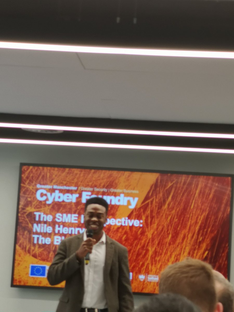 mandyparky's tweet photo. Bringing fuel cell technology #mfcic to their graphene go-carts! #gmcyberfoundry helping them to develop technology for self driving gocarts! Exciting times for @GetMeMotoring https://t.co/StsmzhgPWm