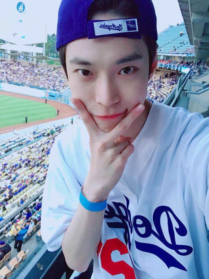 NCTsmtown_127's tweet photo. 정말정말 재밌었당 @.@ 힣

NCT 127 〖 #SUPERHUMAN 〗 
Music Release ➫ 2019 05 24

#WE_ARE_SUPERHUMAN
#NCT127_SUPERHUMAN
#NCT127 #NCT 
#NEOCITYinUSA #NCT127inUSA https://t.co/WFeqHsOaeU