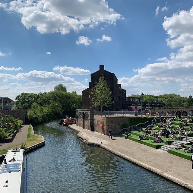 _jenharrison_'s tweet photo. London at its best, sun, no rush #sunmakeseverythingbetter #london https://t.co/BX7ui1BSAn https://t.co/BWmzhubPkQ