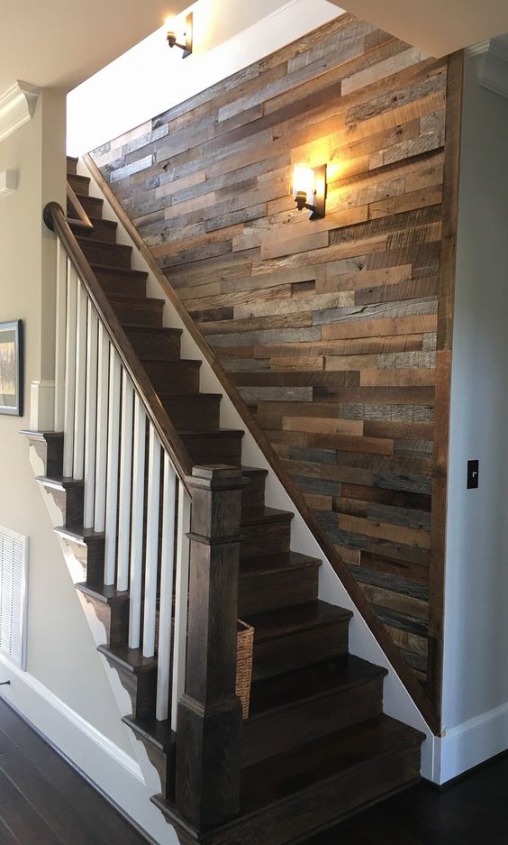 ManyMoonDesign's tweet image. Rustic wood wall design continues to be a desirable feature in many modern homes, and with good reason. manymoonsdesign.com/2019/05/16/rec… #reclaimed #reclaimedbarnwoodflooring #reclaimedlumber #reclaimedbeams #reclaimedslabs #reclaimedtimber #salvagedwood #antiquelumber #antiquebeams