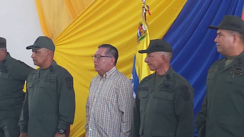 InttValera's tweet photo. @InttValera,presente en el Gobierno de Calle Militar, el cual se desarrolla hoy, en el Aeropuerto Antonio Nicolas Briceño, MpioCarvajal.Edo Trujillo, con la presencia de Autoridad Militares Nacionales y el Gobernador Rangel Silva.
#TrabajoLuchaYProducción 
@JCarDuque @INTToficial https://t.co/i14VPzcV4h