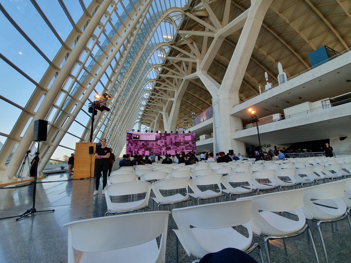 Emil Dragotă tweet media