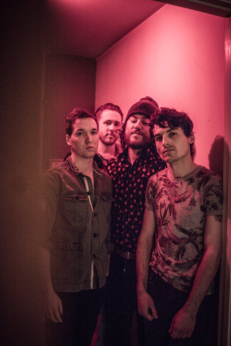 Y’all ready for “Wide Eyes” tomorrow?

📸 by @grant_c_jones 

spinninrecords.com/releases/wide-…