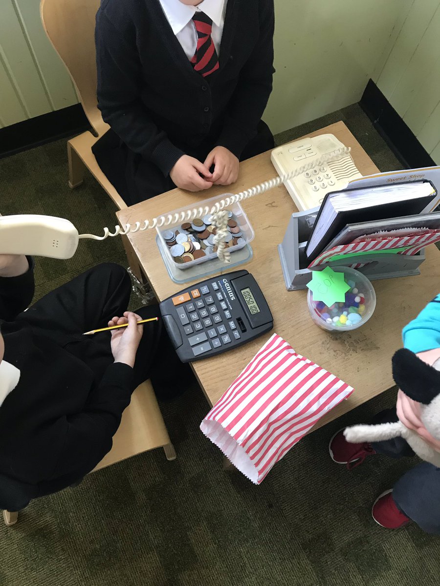 denbeathp5_6's tweet photo. We’ve had a great time in our Wonka Sweet Shop today. The children have been working with money and weighing amounts. https://t.co/b45jDfI6J0